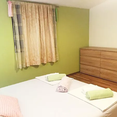 Apartman Lucija *