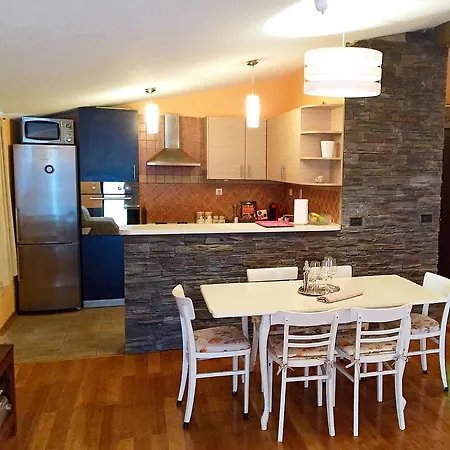 Lucija Apartman Tucepi