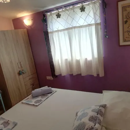 Apartman Lucija *